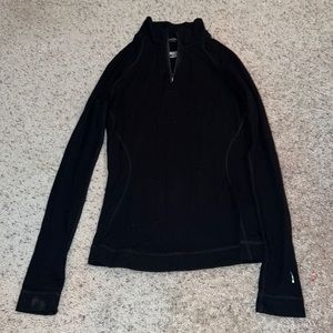 Smart wool black long sleeved top